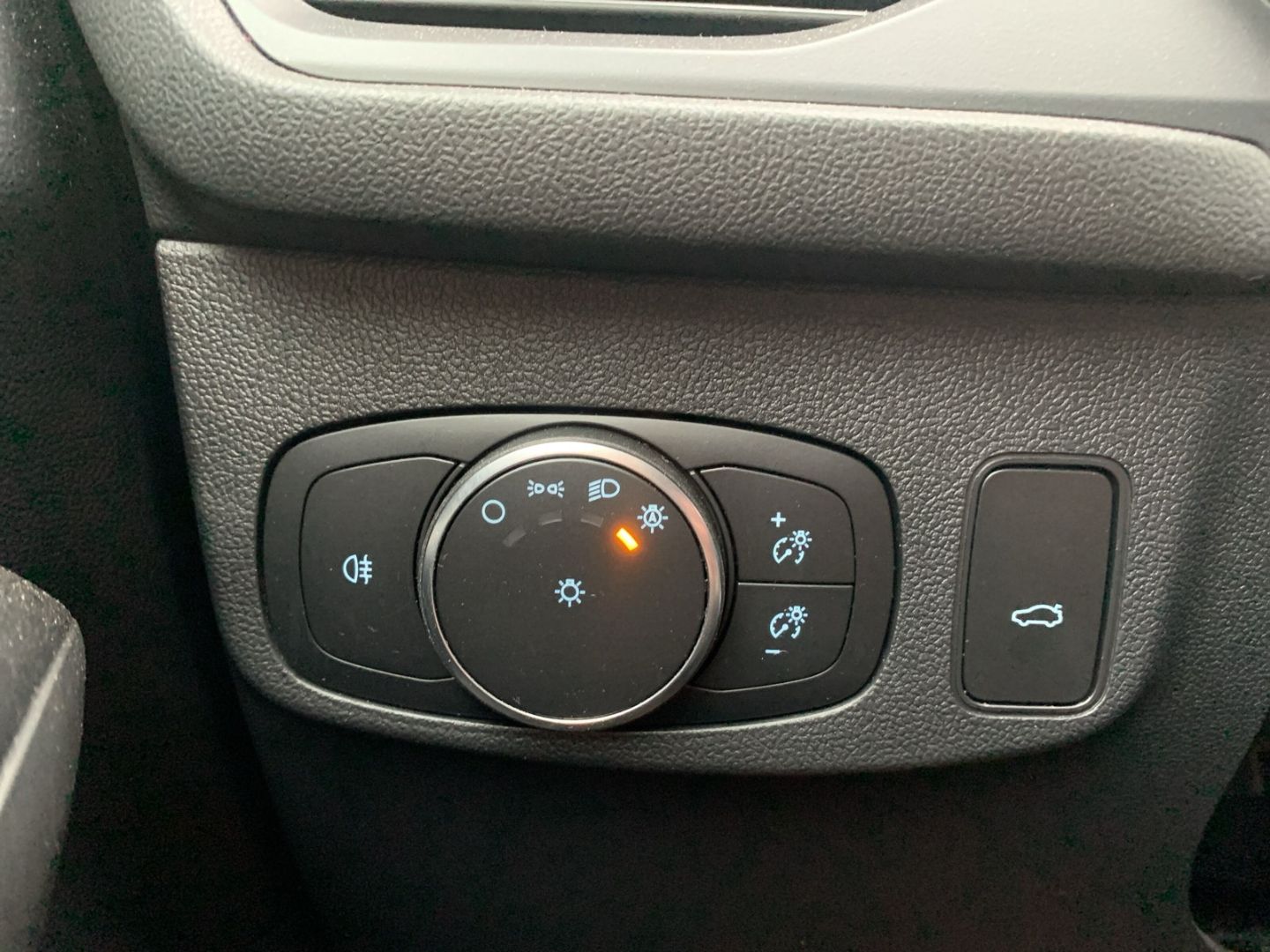 Ford Focus 1.5 EcoBlue Turnier ST-Line X Navi Digital