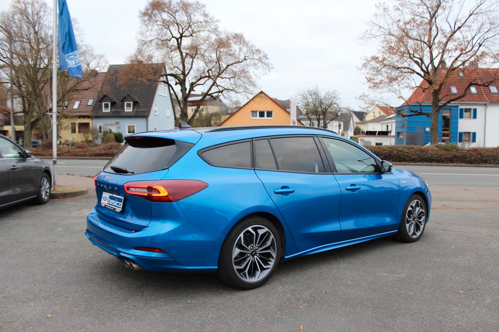 Ford Focus ST-Line X Turnier 1,5EcoBlue*PANO*AHK*AUT