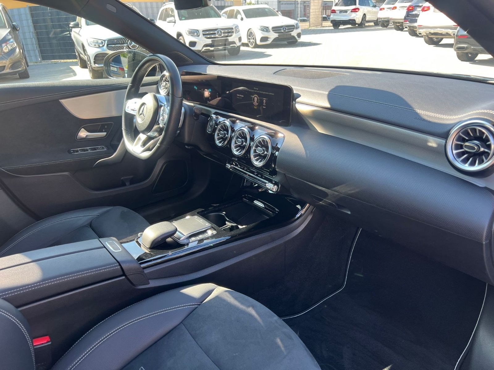 Mercedes-Benz A 200 *AMG* - Samsaru's Car Outlet