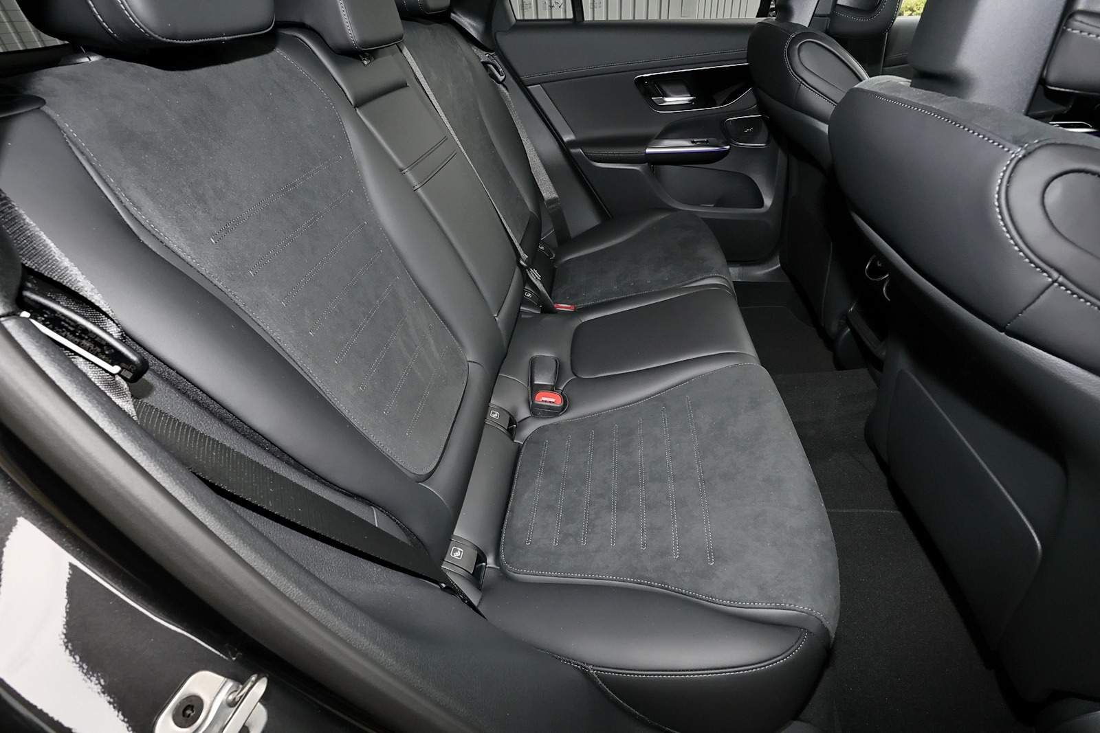 Mercedes-Benz GLC 300 4M AMG 360°+DIG-LED+Pano+AHK+Distronic