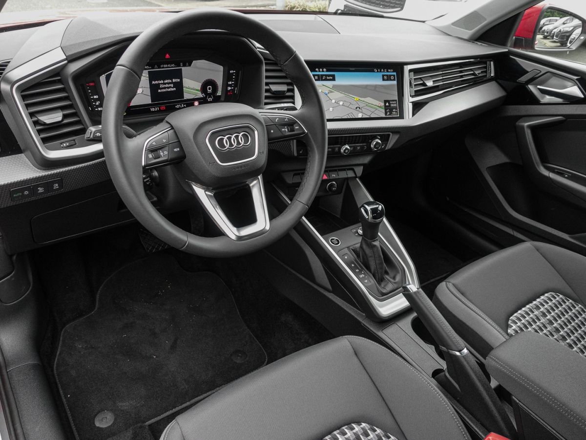 Audi A1 Sportback 35 TFSI S tronic S line - Samsaru's Car Outlet
