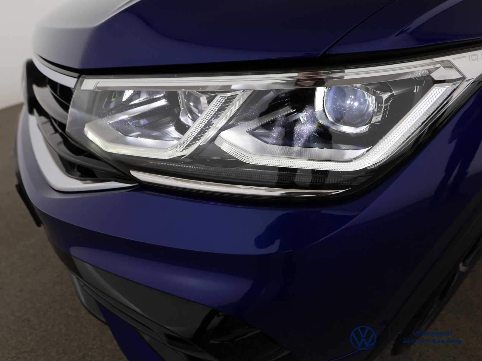 Volkswagen Tiguan 2.0 TSI R+4MOTION+DSG+MATRIX+AREA+AHK+ACC