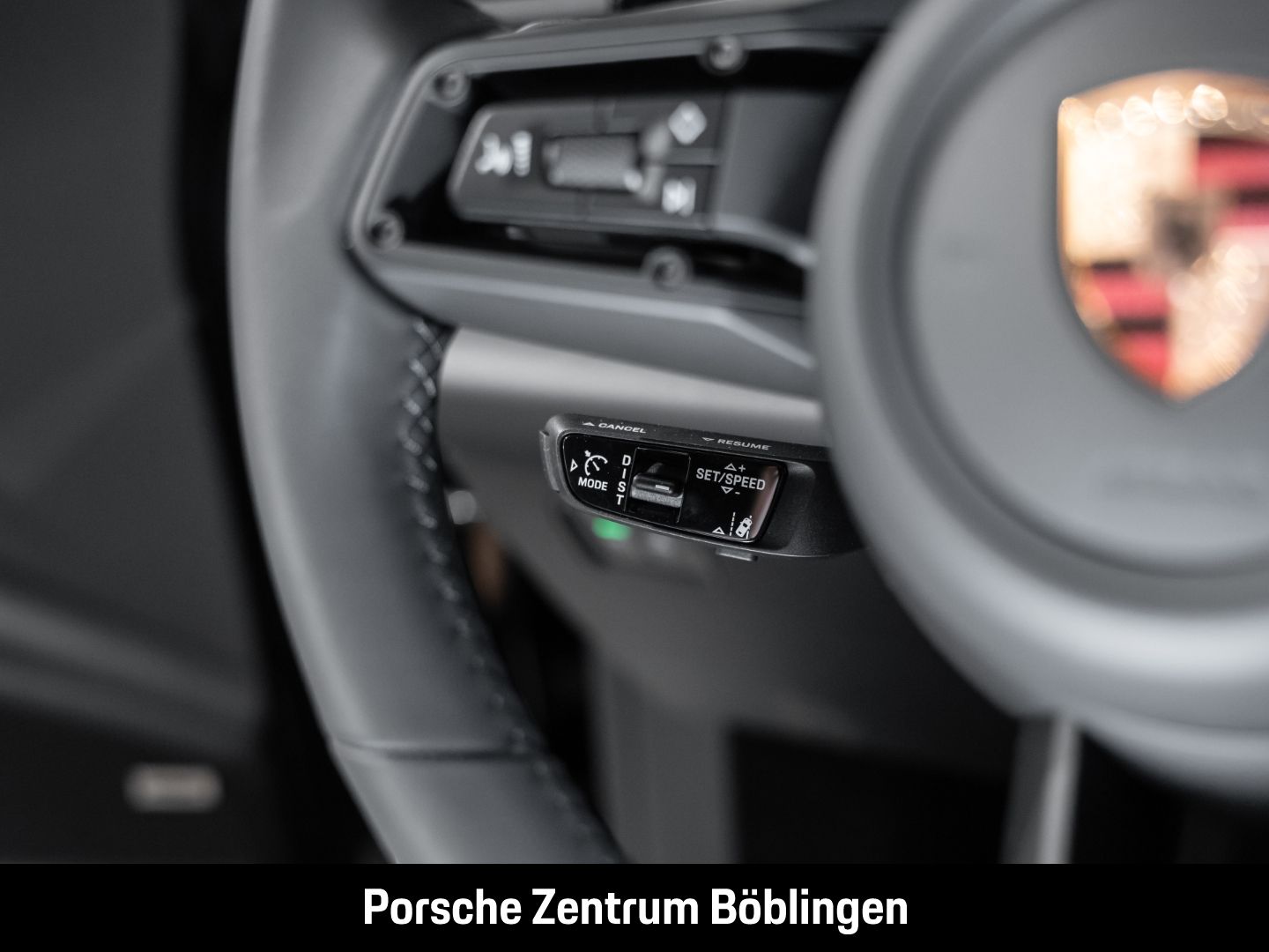 Porsche Macan 4 BOSE Panoramadach Luftfederung InnoDrive