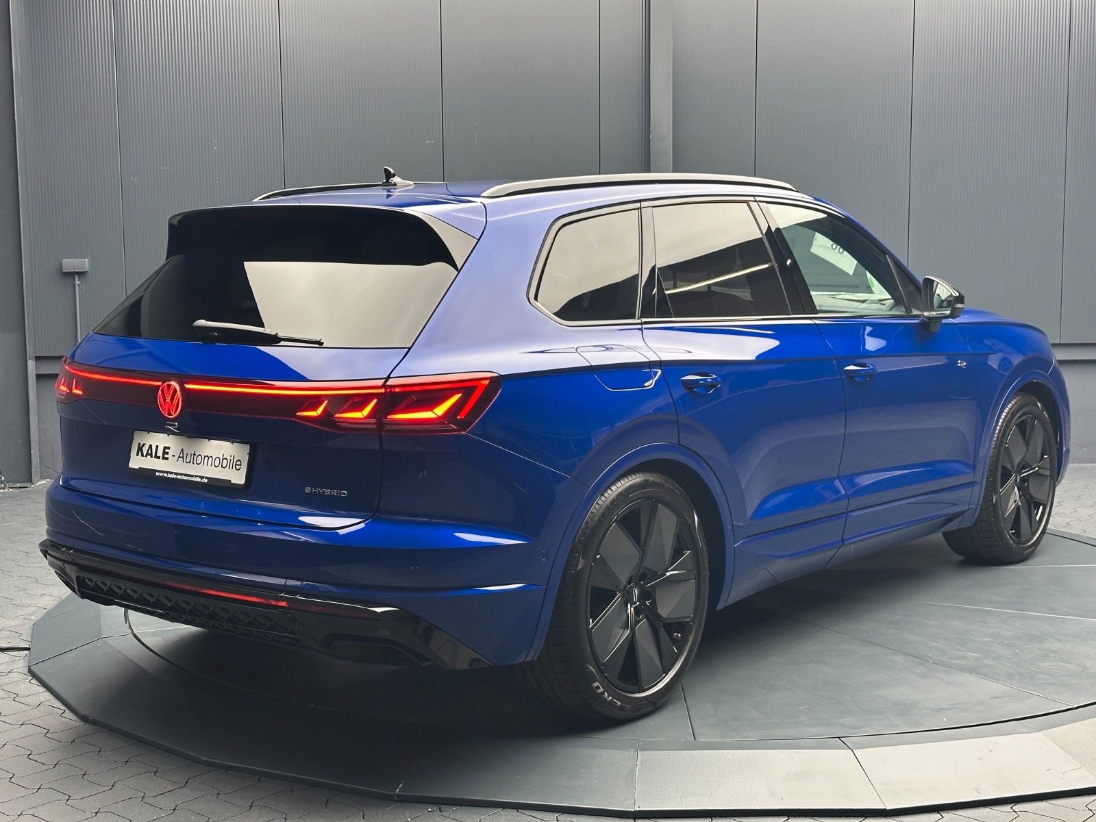 Volkswagen Touareg eHybrid 340 kW 4Mot. R-Line*21Zoll*DynAu