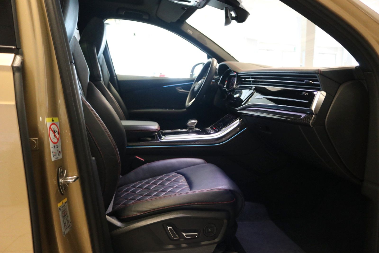 Audi Q7 S-Line competition plus Luft HUD Laser 7-Sitz
