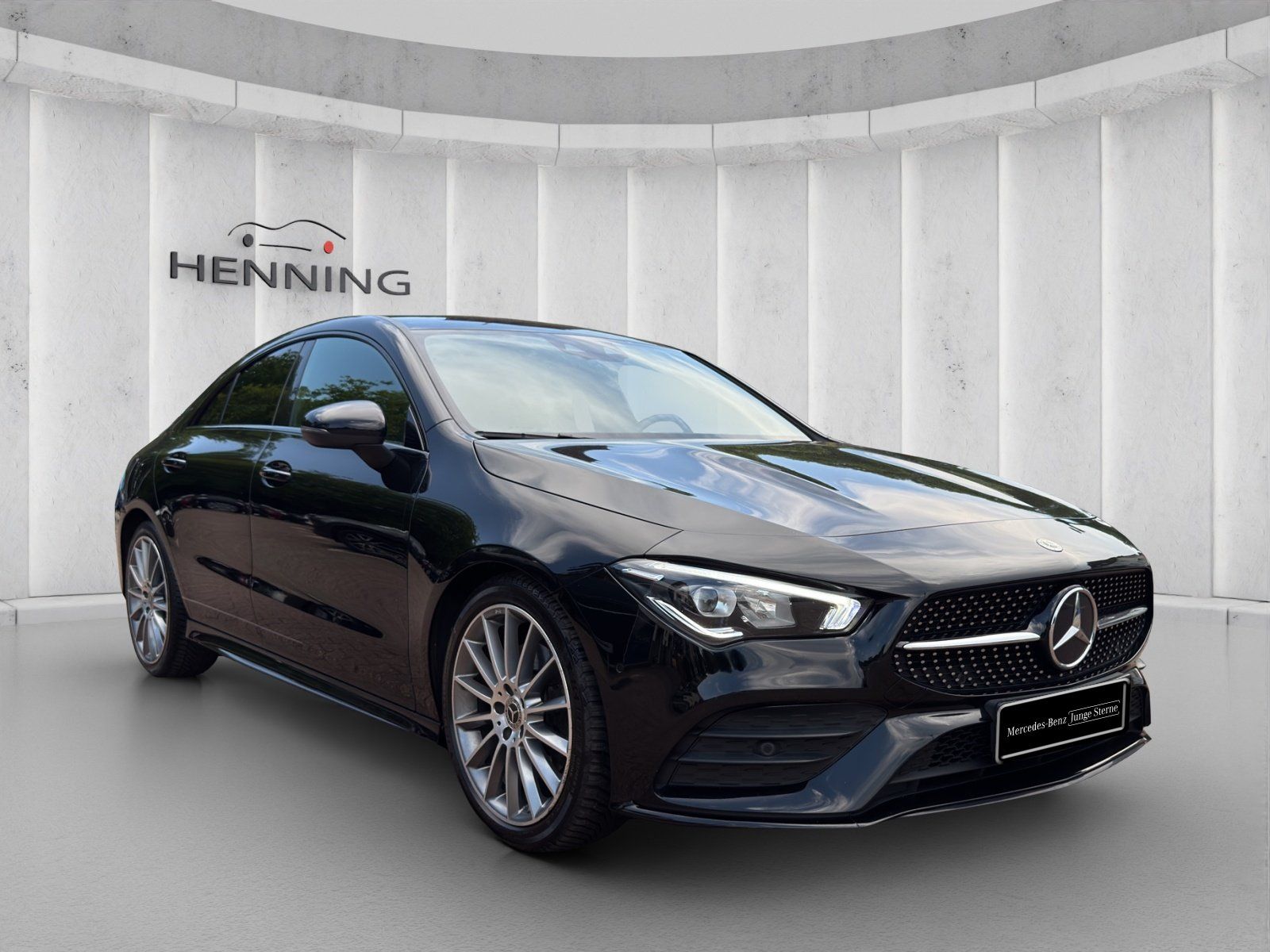 Mercedes-Benz CLA 250 AMG Coupé - Samsaru's Car Outlet