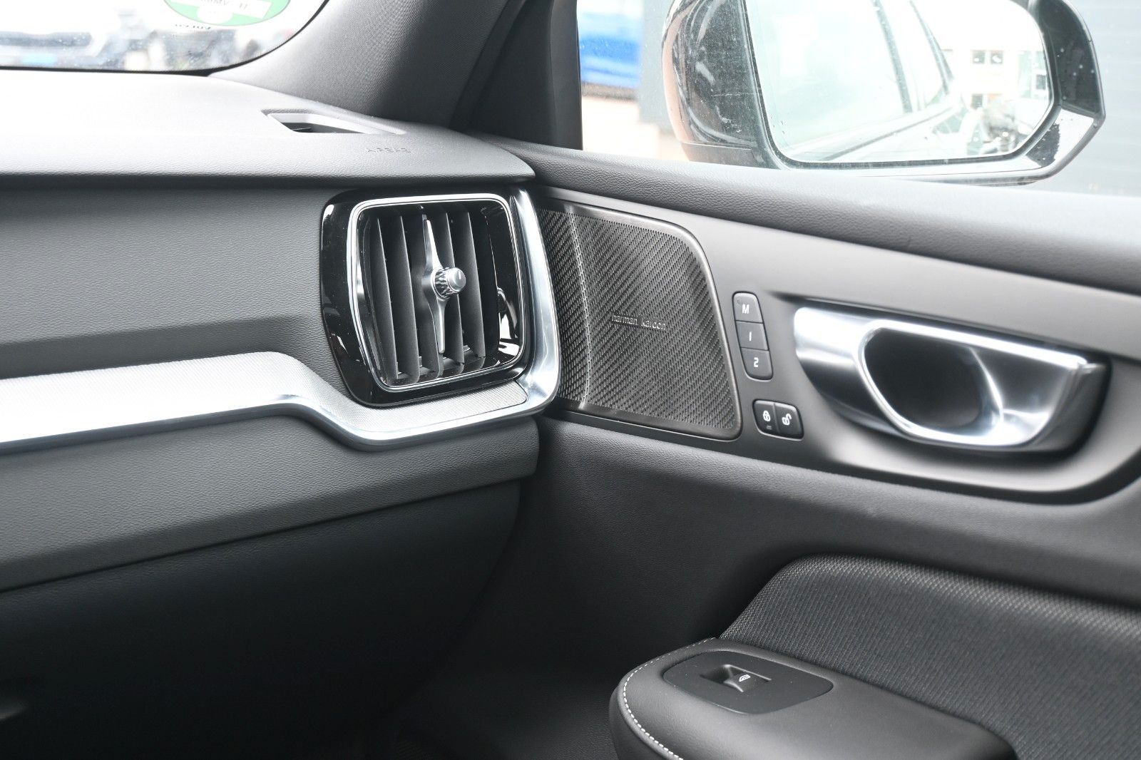 Volvo S60 B4 Benzin Plus Dark'STHZG*360°*PANO*