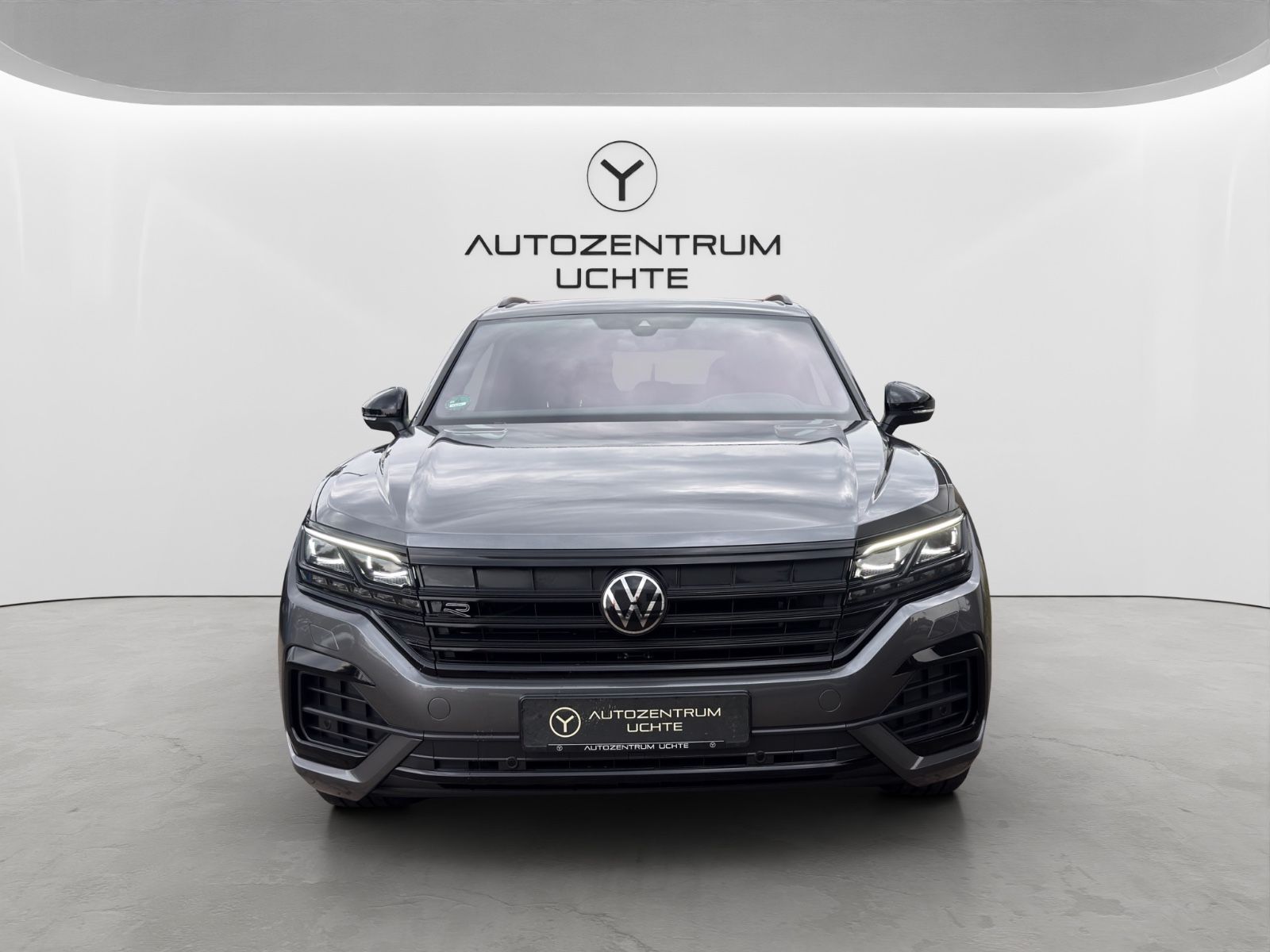 Volkswagen Touareg R-Line 4Motion BLACK/IQ-MATRIX/21"/PANO/