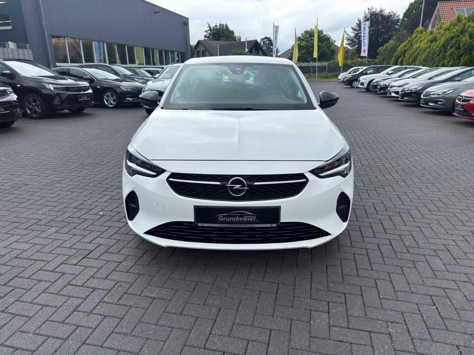 Opel Corsa F Edition - Samsaru's Car Outlet
