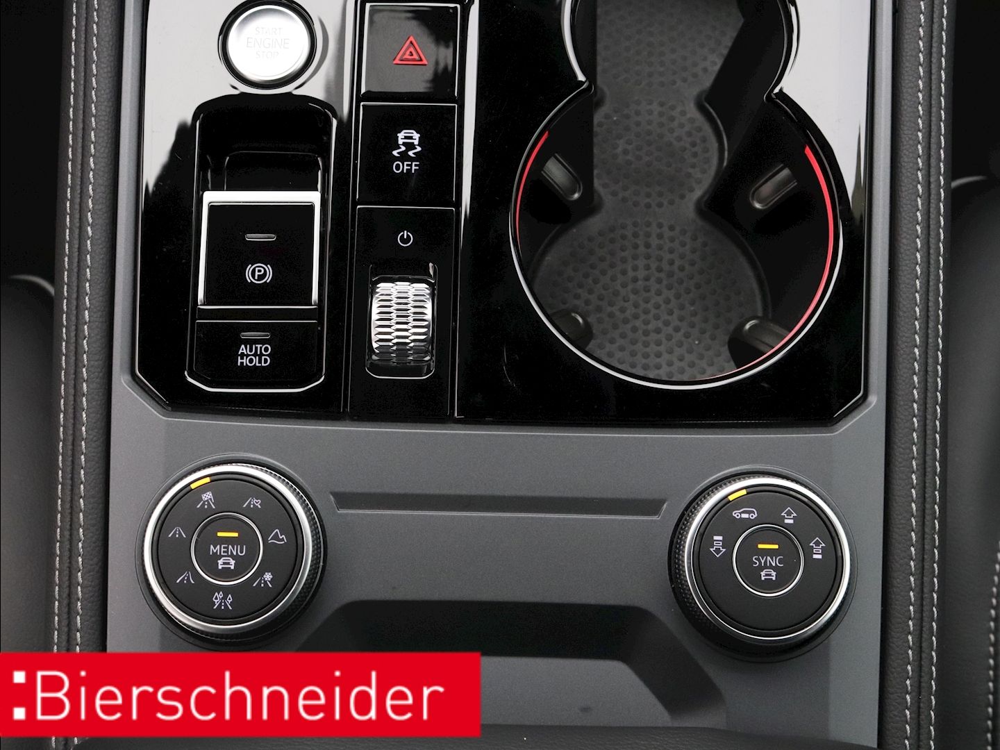 Volkswagen Touareg 3.0 TDI R-Line - Samsaru's Car Outlet
