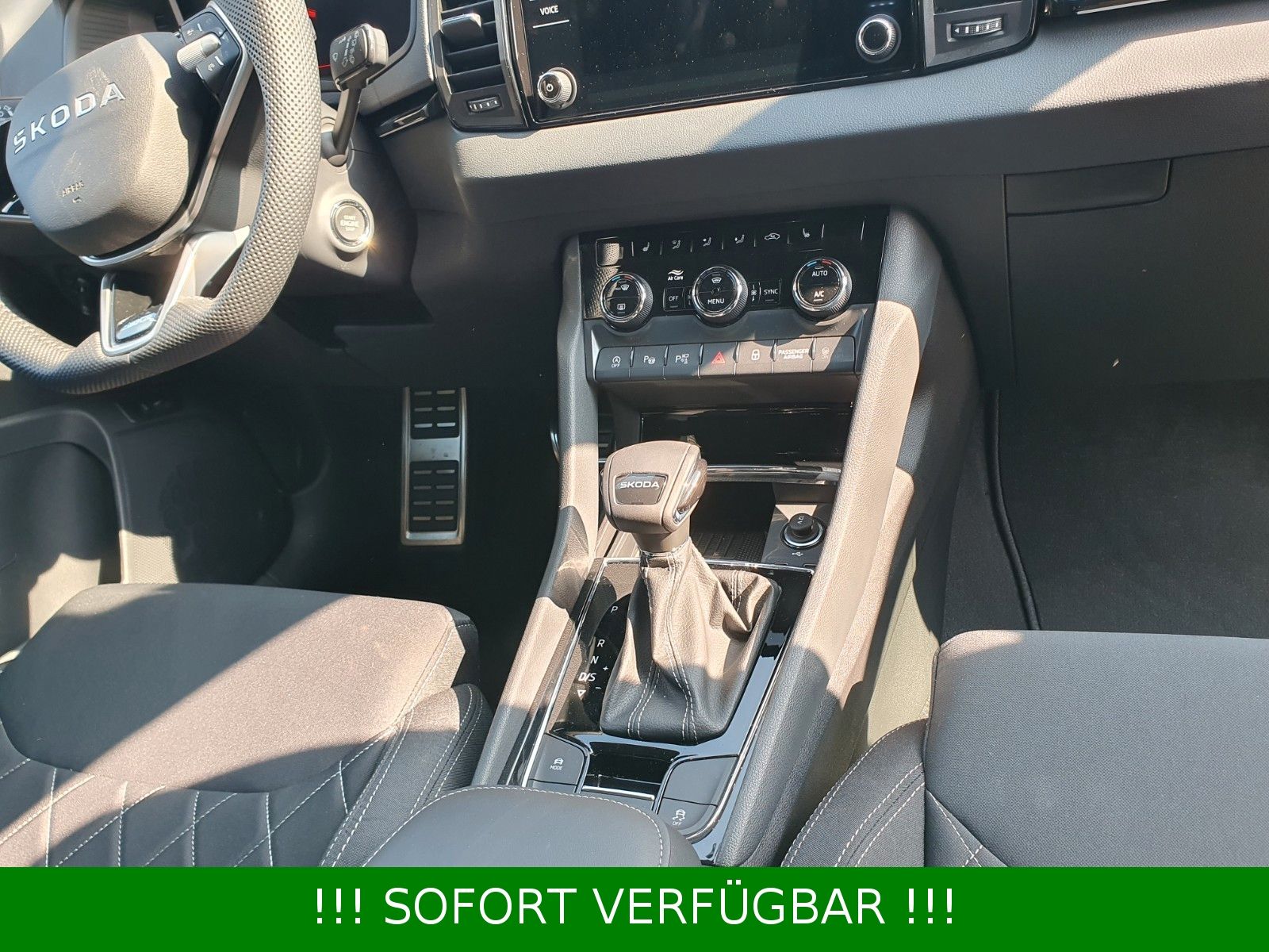 Skoda Karoq 1.5TSI DSG Sportline *19"*AHK*5J. *CANTON*
