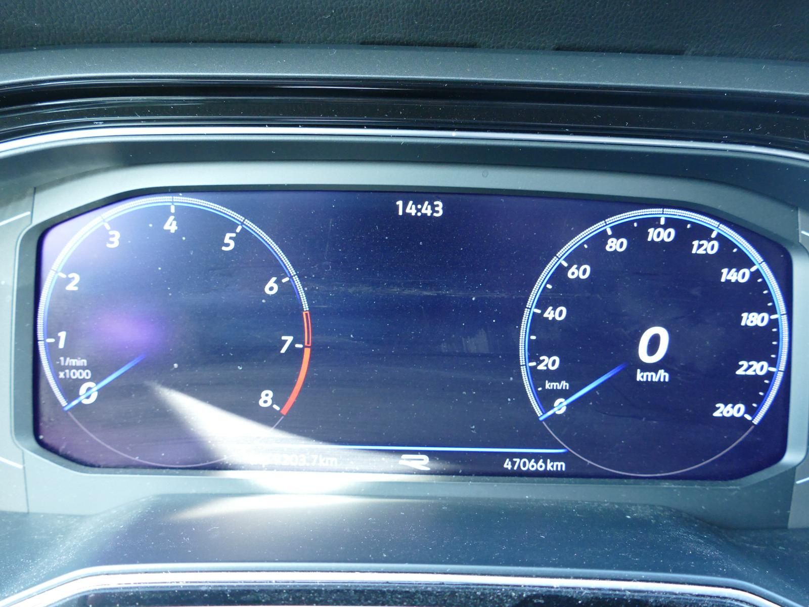 Volkswagen Taigo 1.0 TSI R-Line - Samsaru's Car Outlet