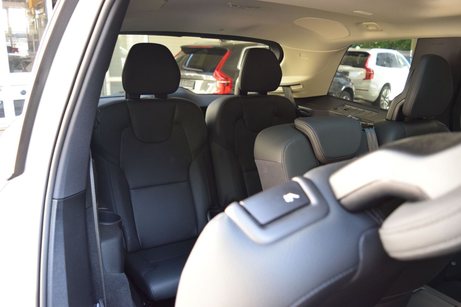 Volvo XC90 T8 AWD Plus - Samsaru's Car Outlet