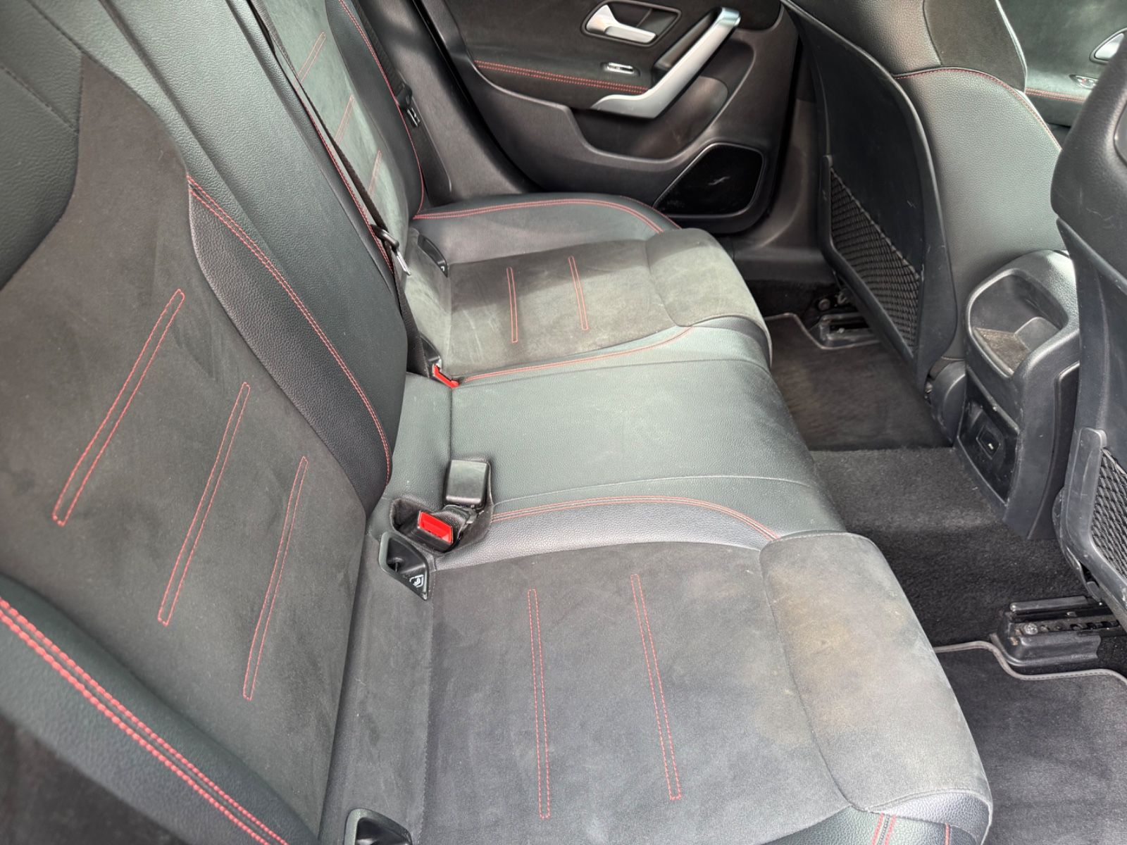 Mercedes-Benz CLA 220 d AMG Line - Samsaru's Car Outlet