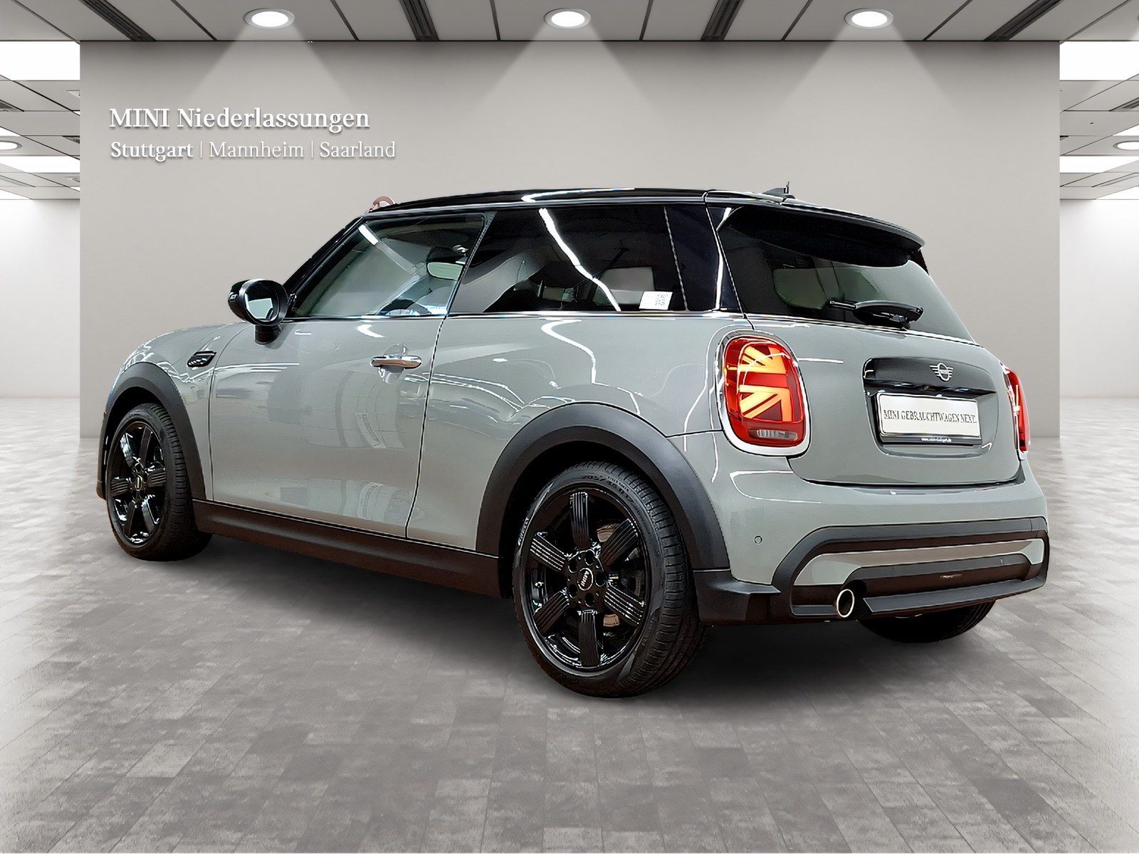 MINI Cooper - Samsaru's Car Outlet