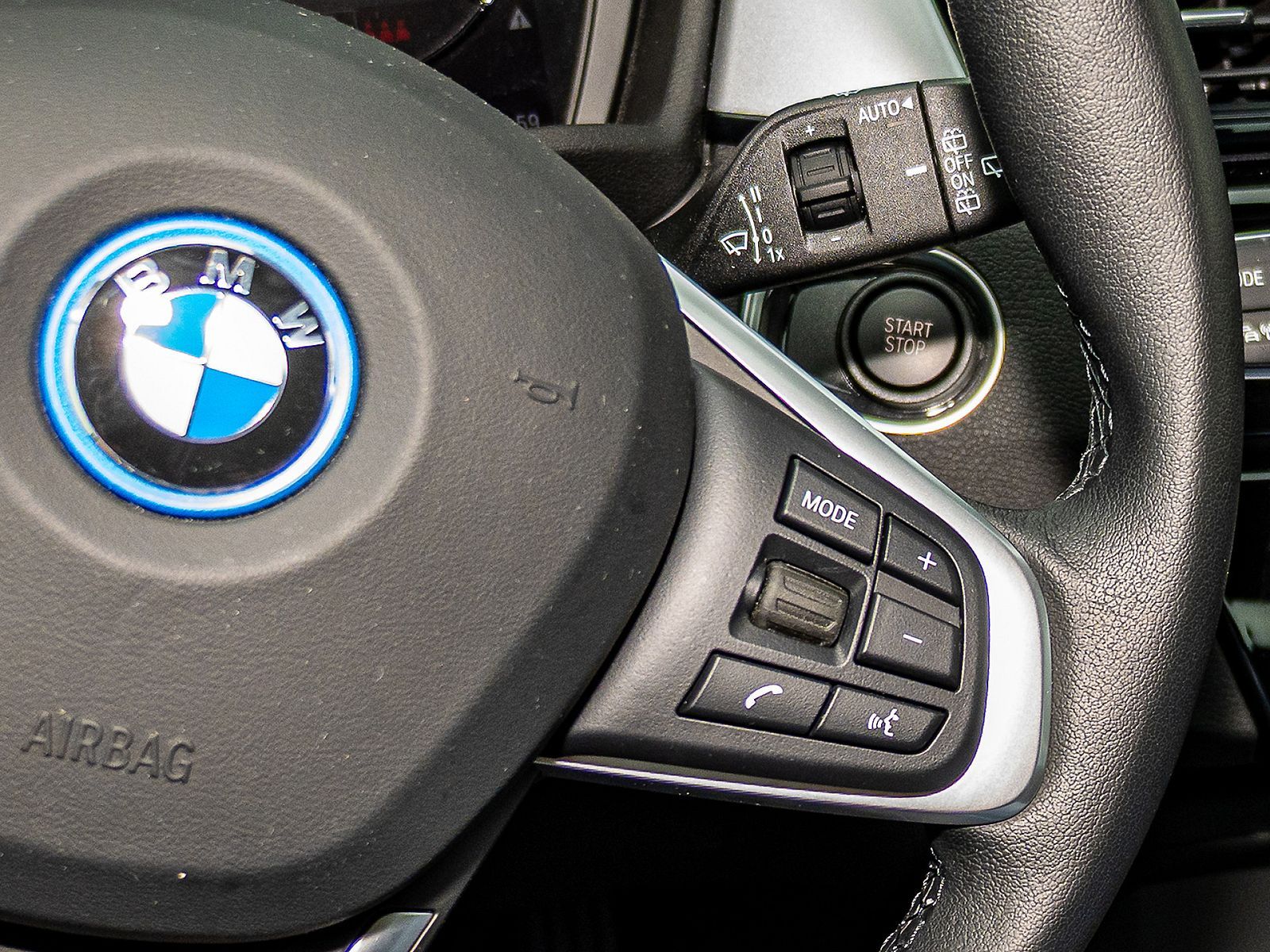 BMW X1 xDrive25eA - Samsaru's Car Outlet