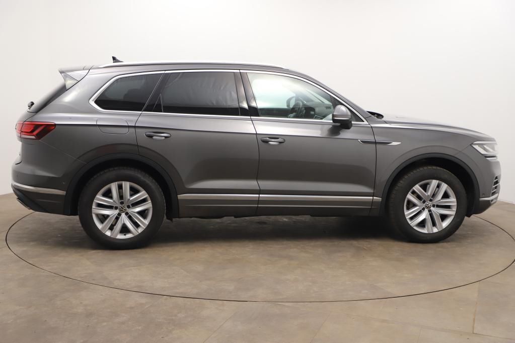 Volkswagen Touareg Elegance 4M 3.0 TSI - Samsaru's Car Outlet