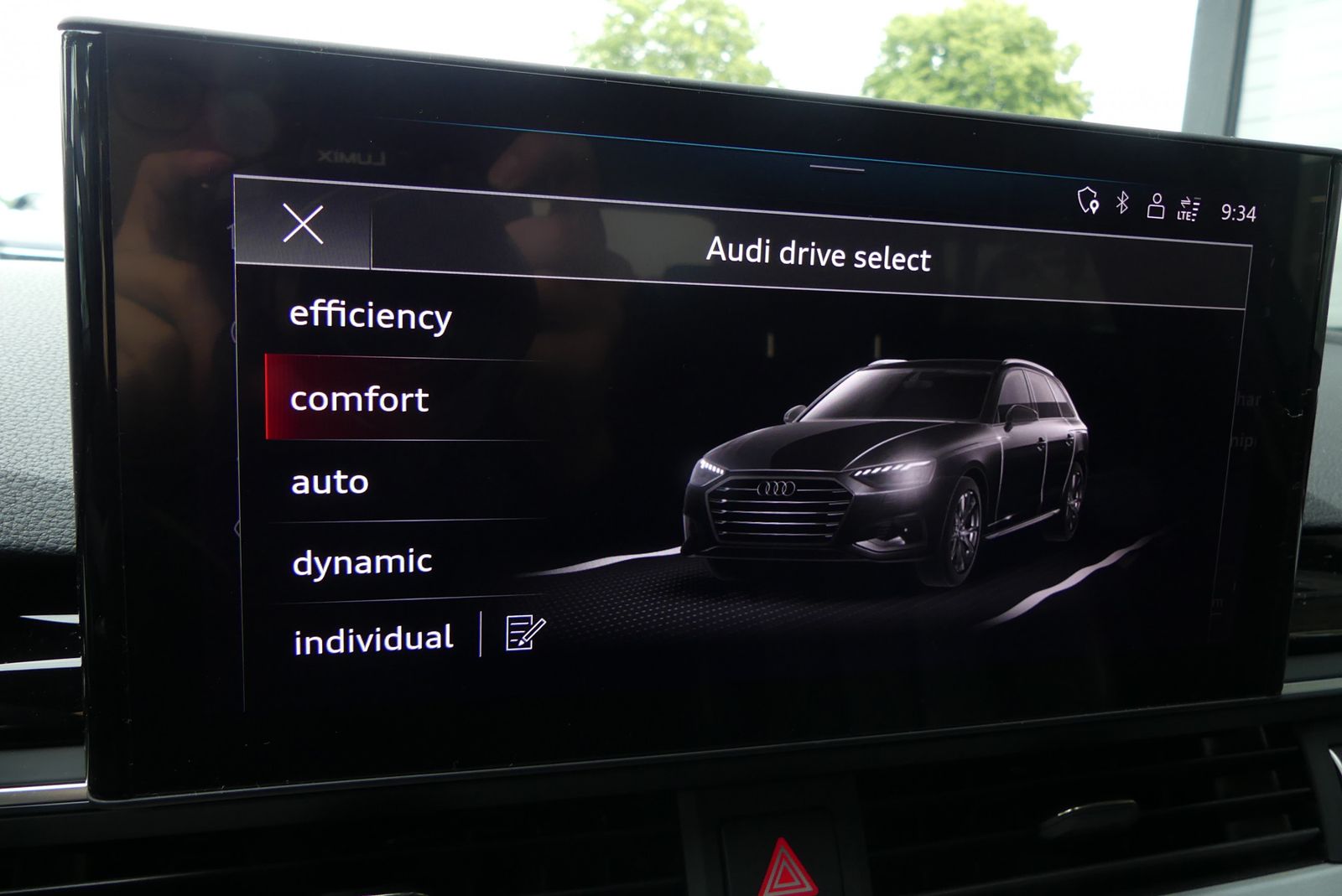 Audi A4 40 TFSI quattro S-Line - Samsaru's Car Outlet