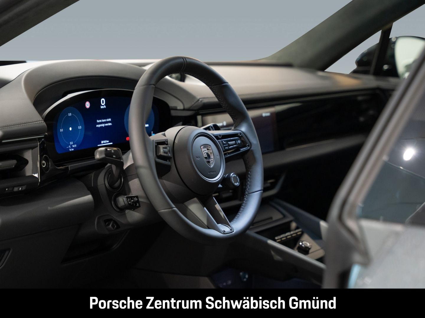 Porsche Macan Turbo BOSE Luftfederung Panoramadach LED