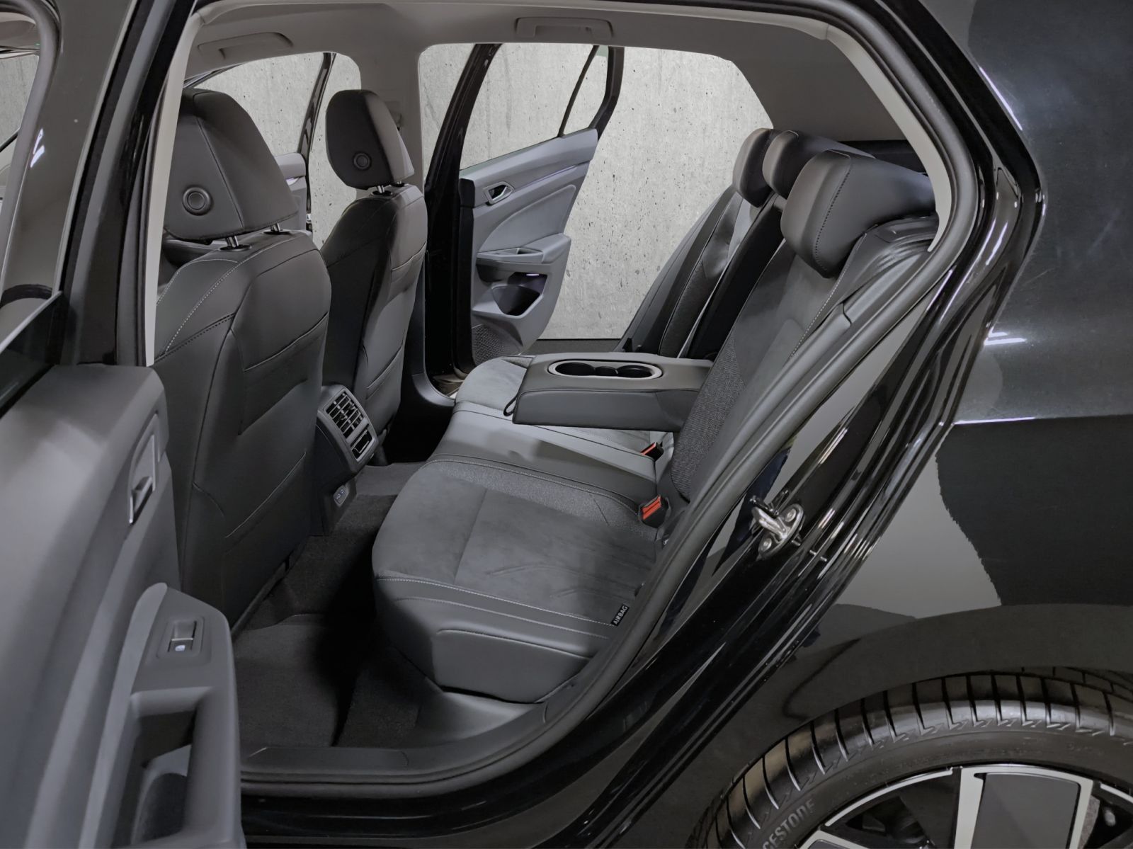Volkswagen Golf 1.5  eHybrid DSG, 5 J Garantie,Dach, Matrix