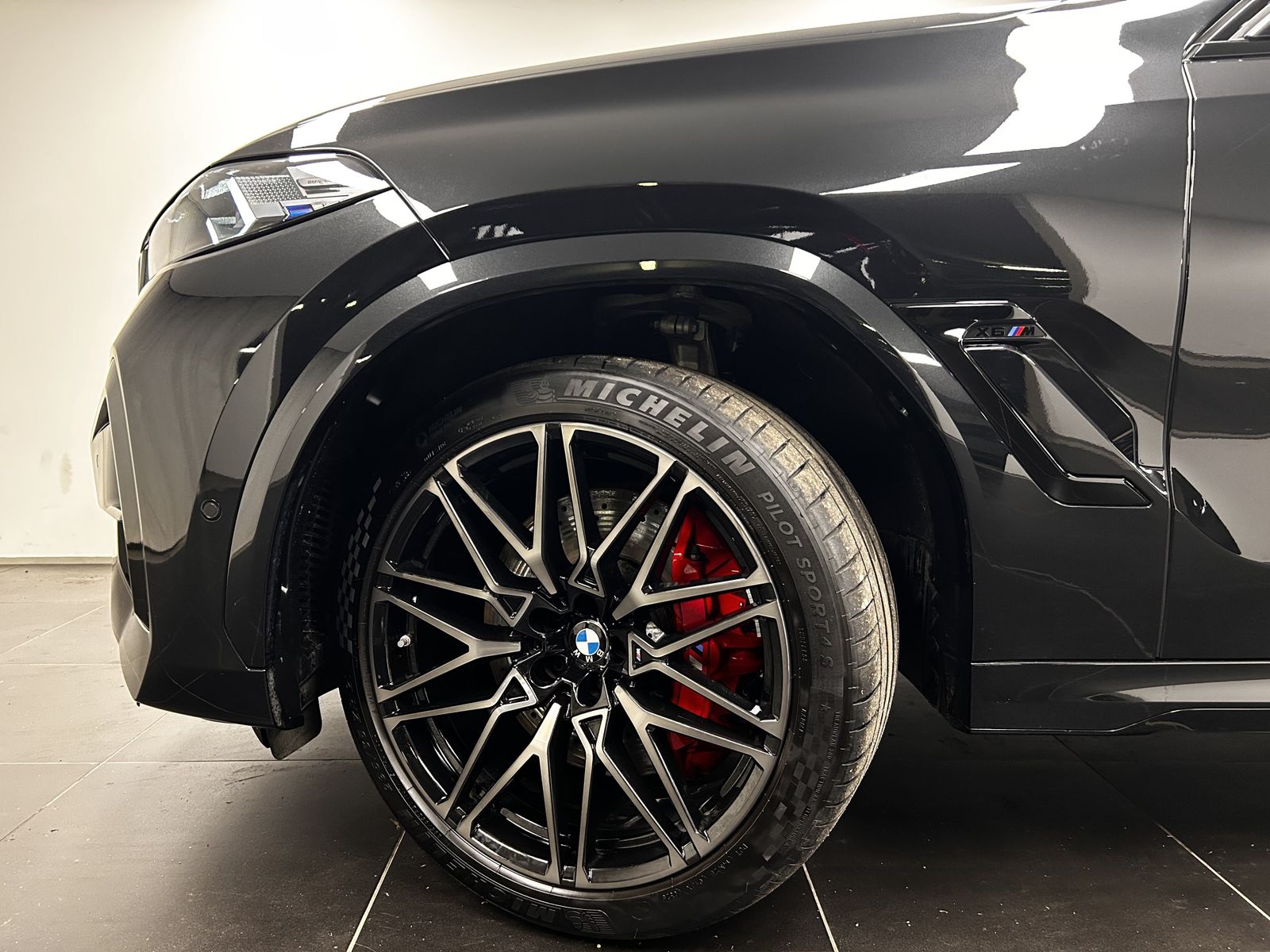 BMW X6 M Competition Harman/Kardon Pano. AHK Massage