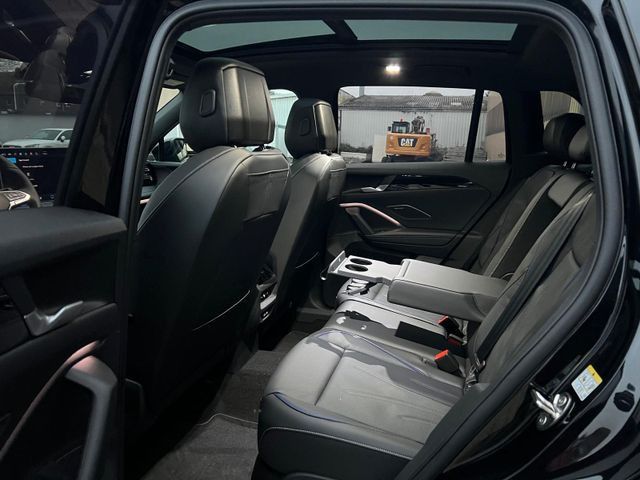 Volkswagen Tiguan TDI R-Line AHK 20Z Leder Pano Stand VOLL