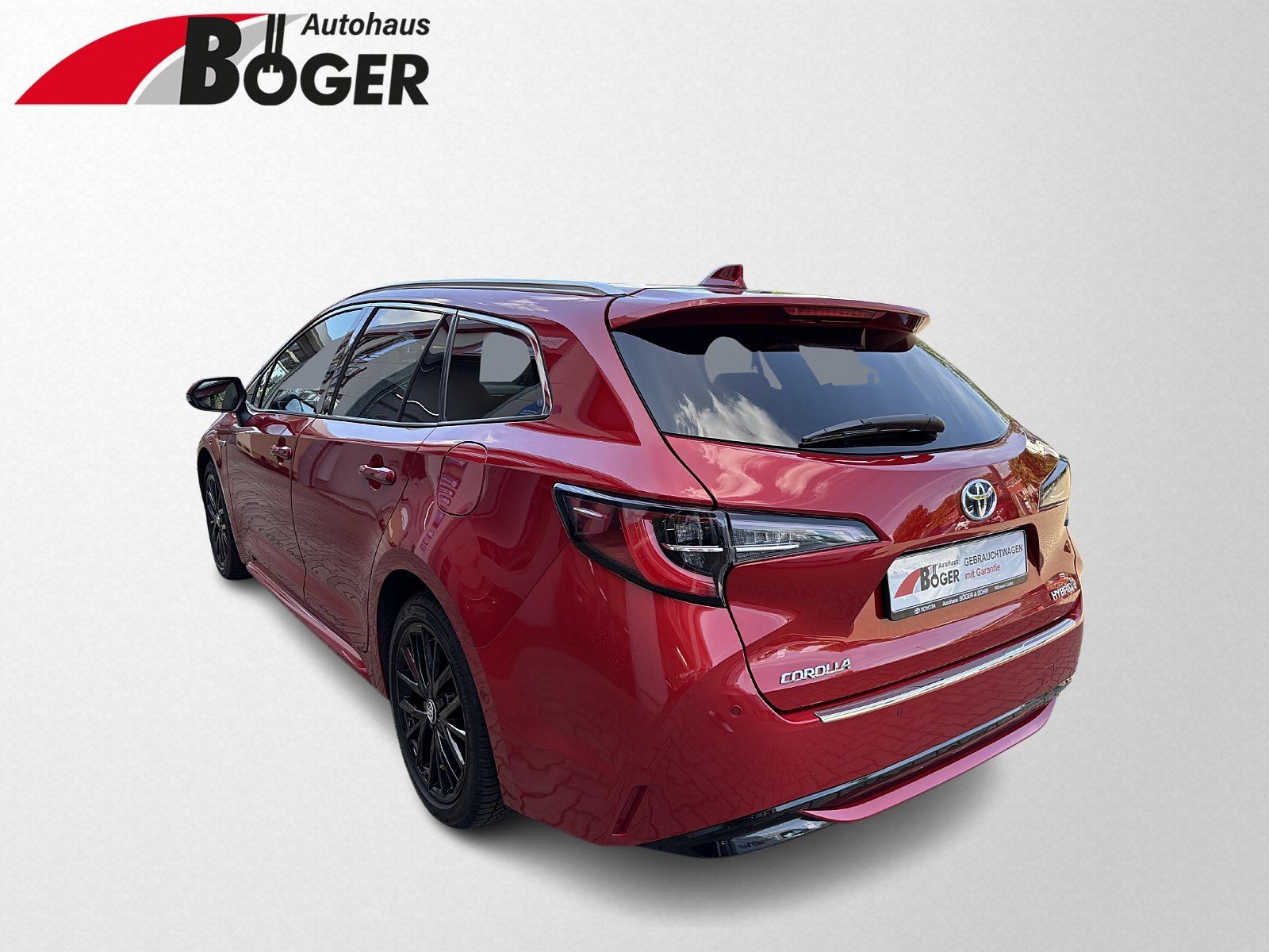 Toyota Corolla Touring Sports Hybrid Lounge - Samsaru's Car Outlet