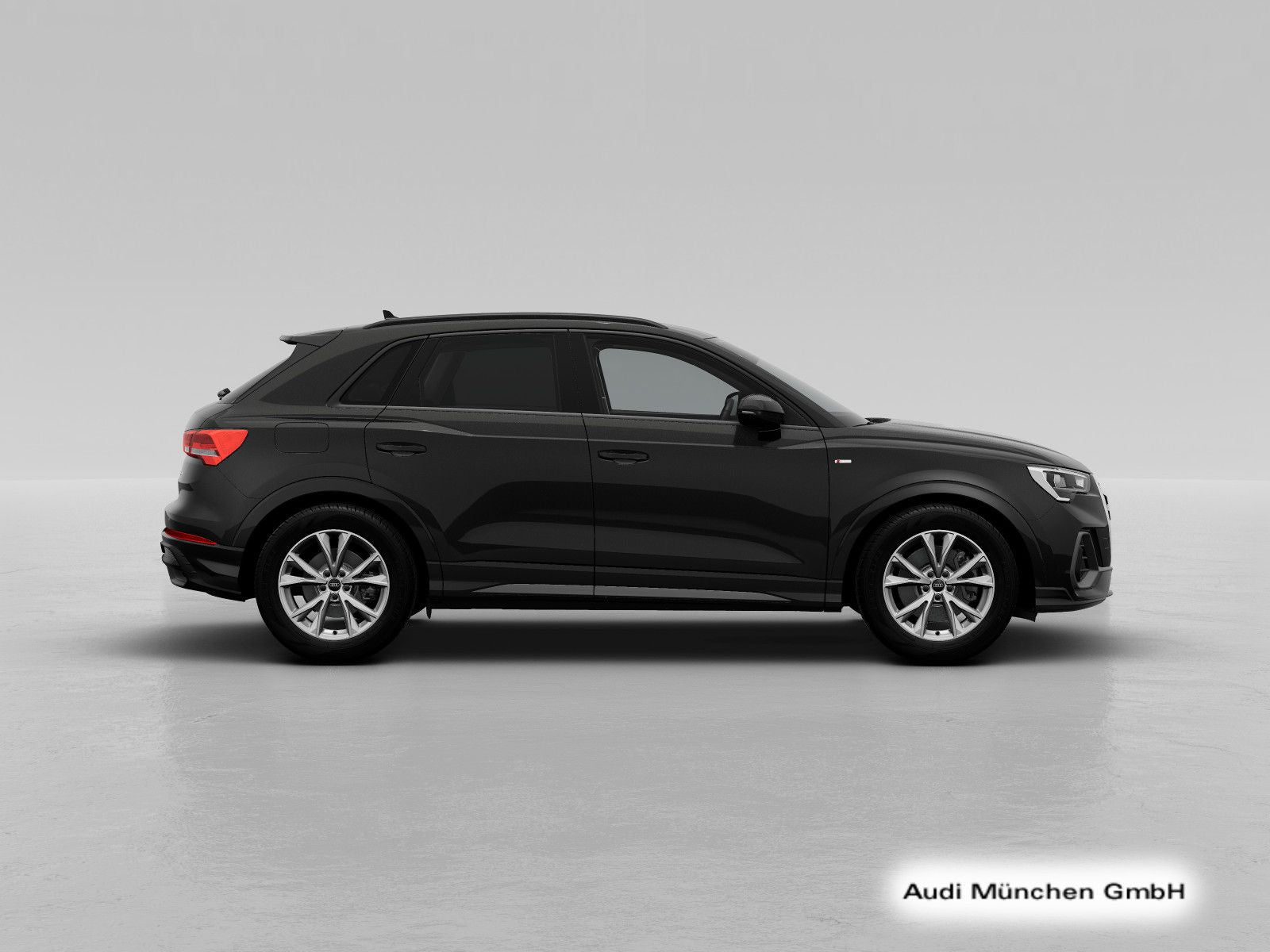 Audi Q3 40 TFSI quattro S tronic S line - Samsaru's Car Outlet