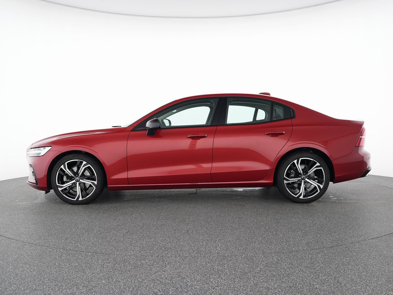 Volvo S60 B4 Benzin Plus Dark 19"+VOLL-LED+ACC+WSS-HZG