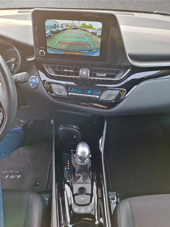 Toyota C-HR 2.0 Hybrid Team Deutschland