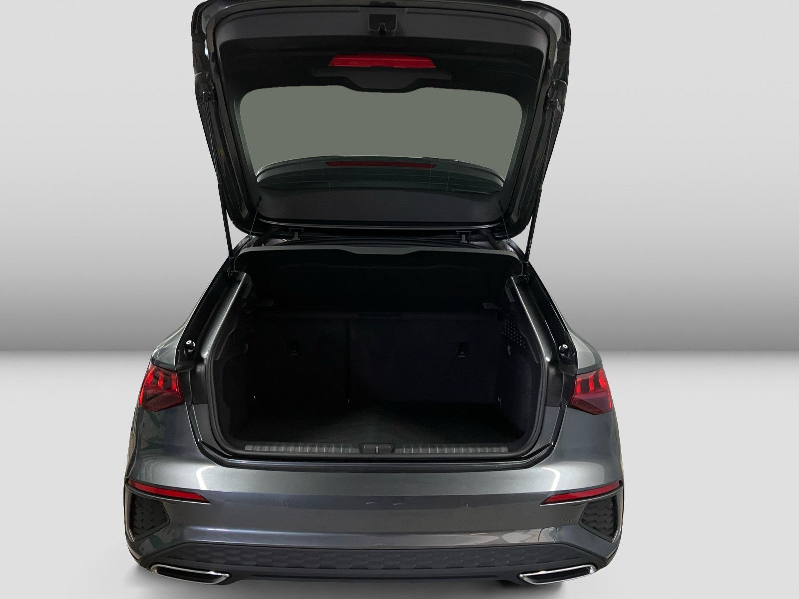 Audi A3 Sportback 40 TFSI quattro S line - Samsaru's Car Outlet