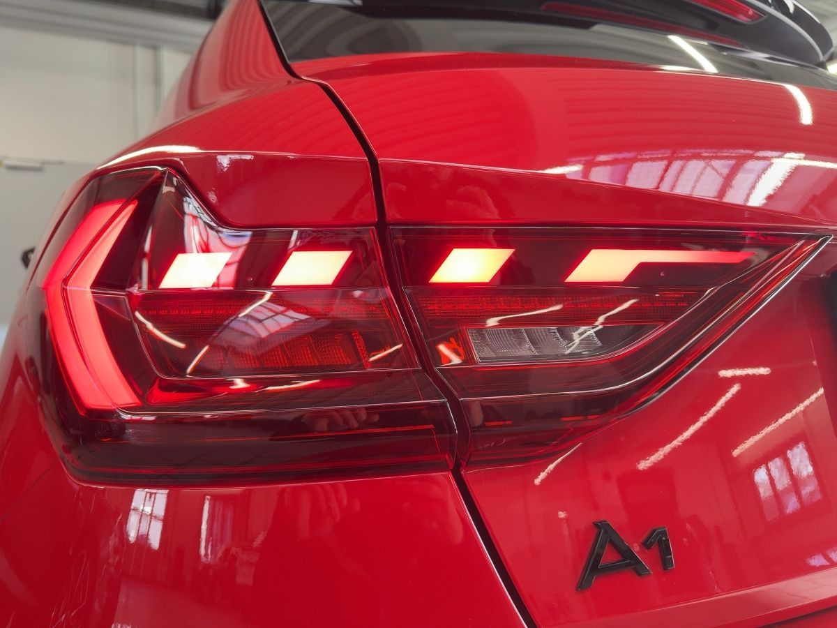 Audi A1 Sportback 40 2.0 TFSI S line (EURO 6e)