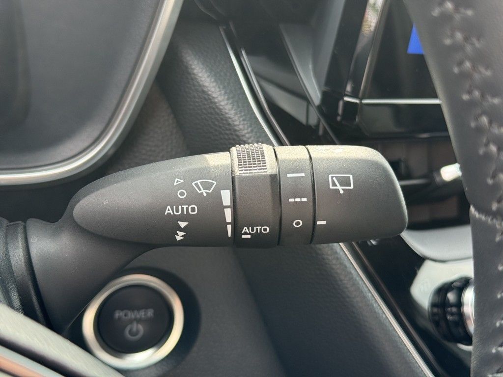Toyota Corolla Kombi 140PS Hybrid Edition *LED-Licht*