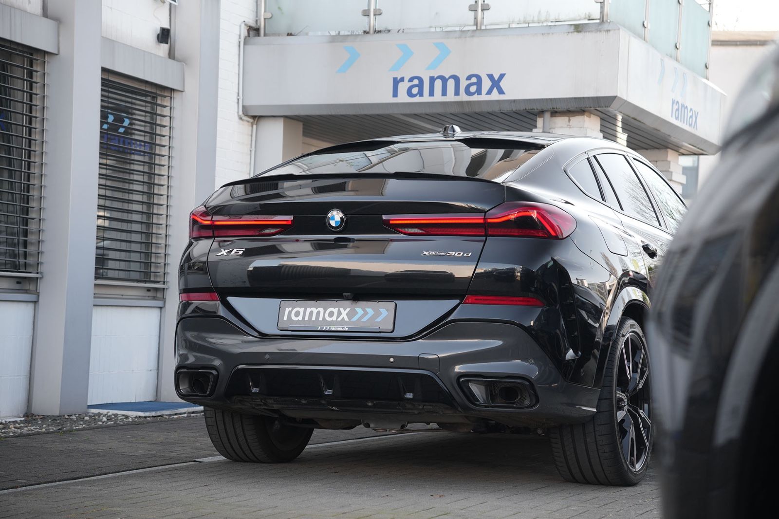 BMW X6 xDrive30d M Sport - Samsaru's Car Outlet