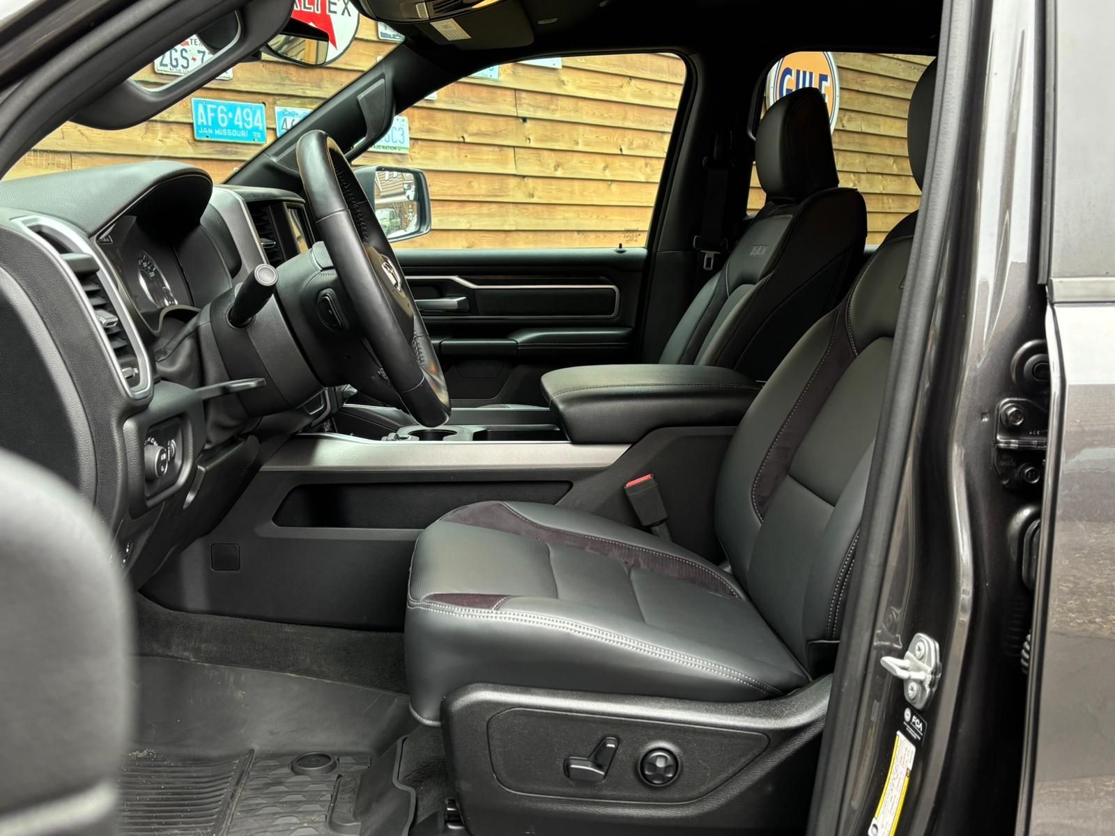 Dodge RAM 1500 5,7L Gen5 Hardtop QuadCab Leder LPG