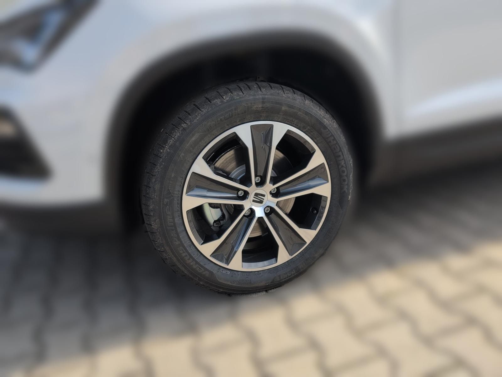 Seat Ateca 2.0 TDI 7DSG Road Edition AHK/PANO/LED/PAR