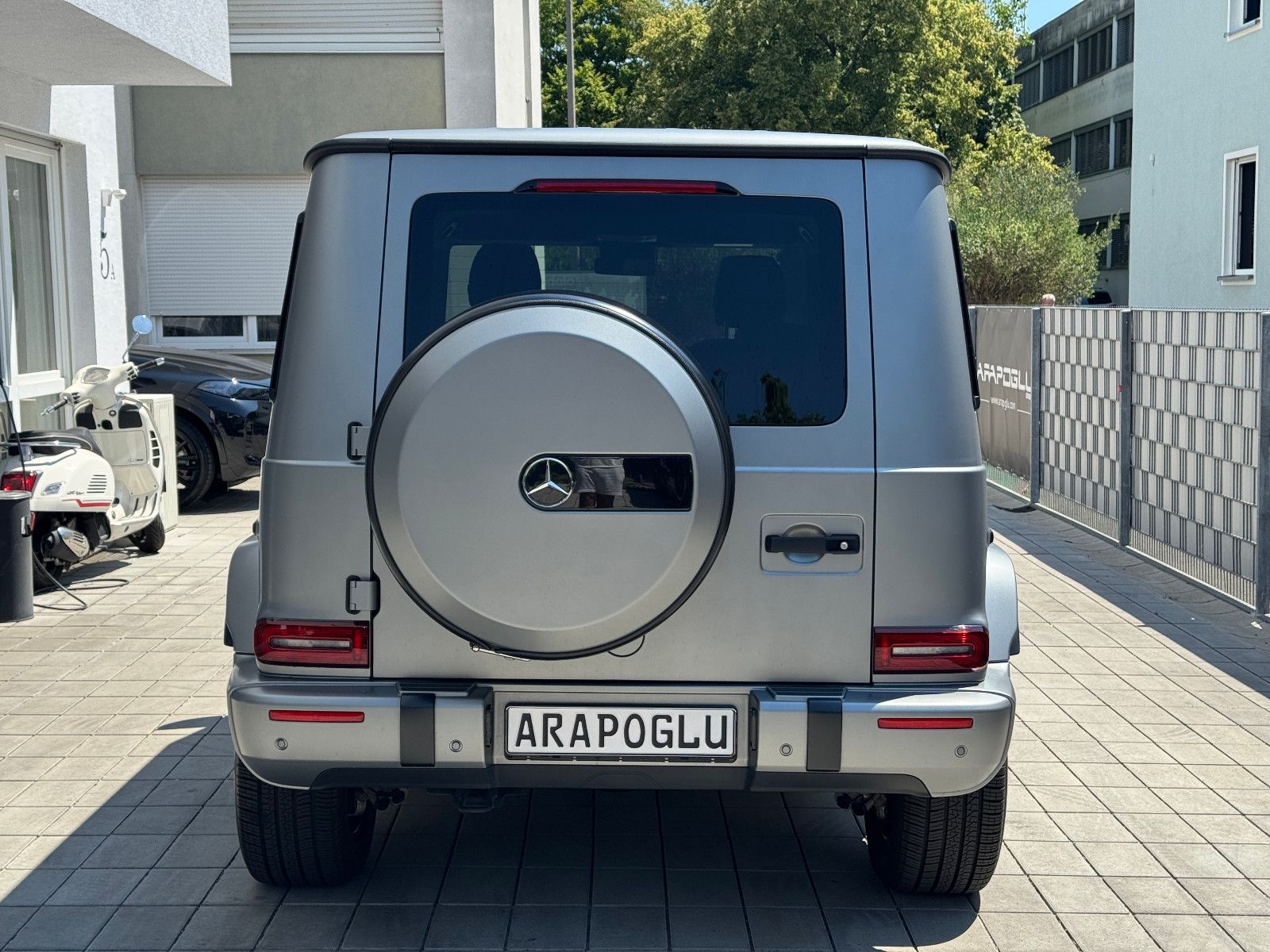Mercedes-Benz G 500 AMG - Samsaru's Car Outlet