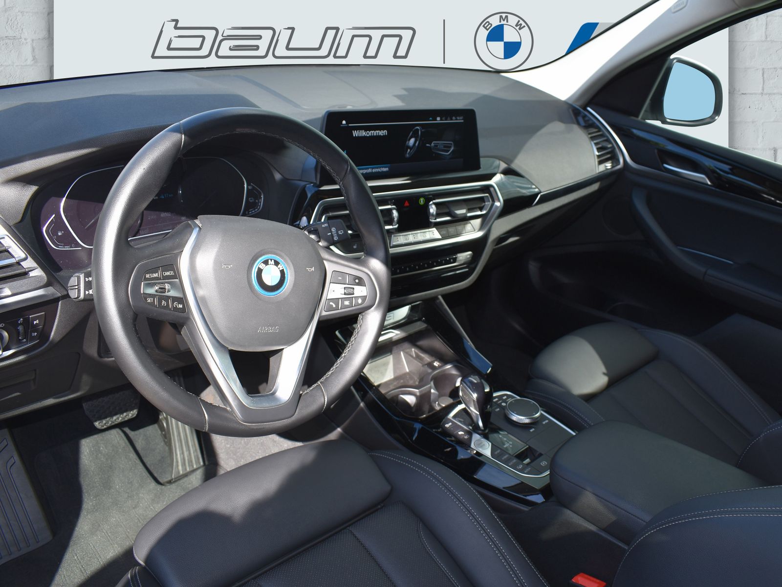 BMW X3 xDrive30e DAB LED WLAN Parkassistent AHK Shz