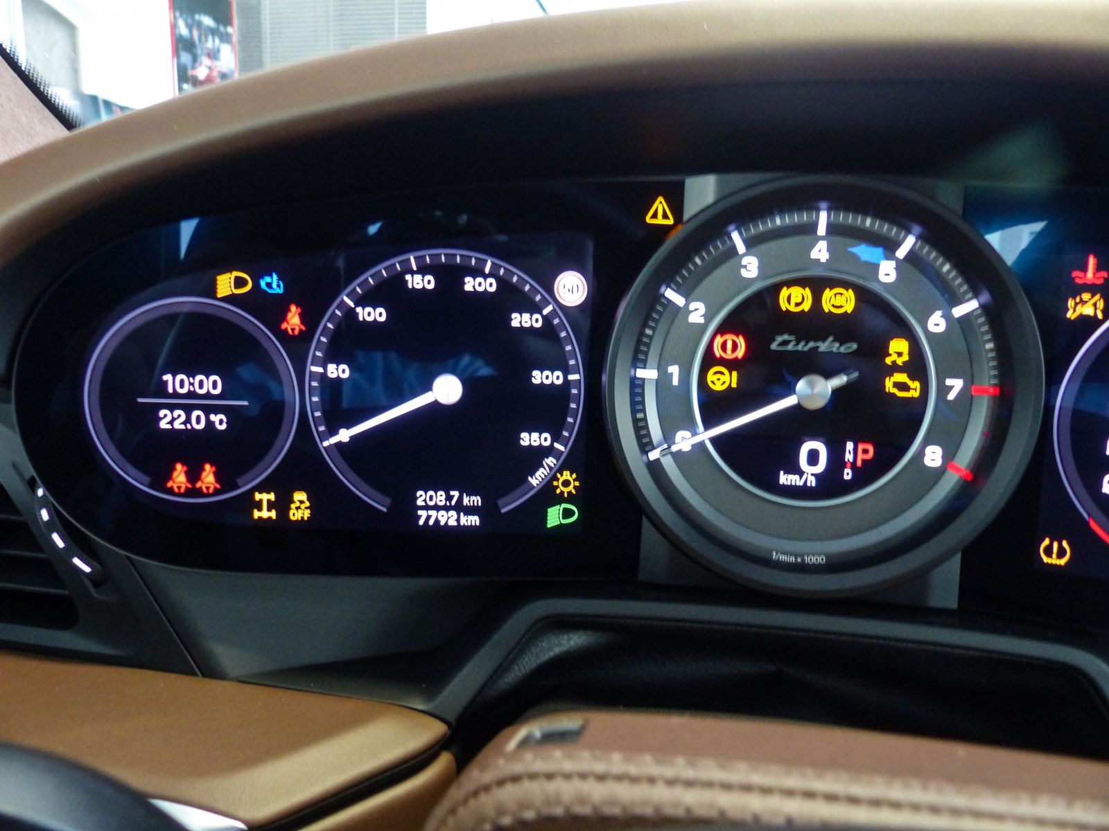 Porsche 992 Turbo Coupè - Samsaru's Car Outlet
