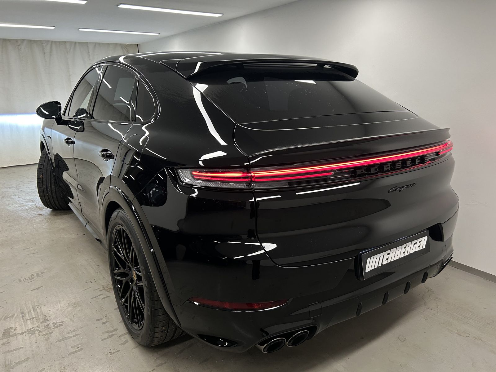 Porsche Cayenne E-Hybrid Coupé ACC BOSE Matrix Carbon PD