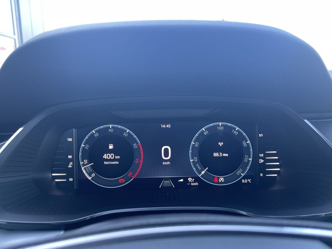 Skoda Octavia Combi STYLE 1.5 TSI - Samsaru's Car Outlet