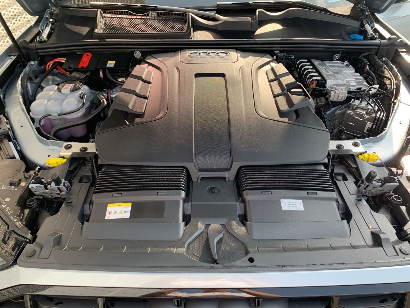 Audi Q7 ( 50 TDI quattro S line Sportpaket tiptronic