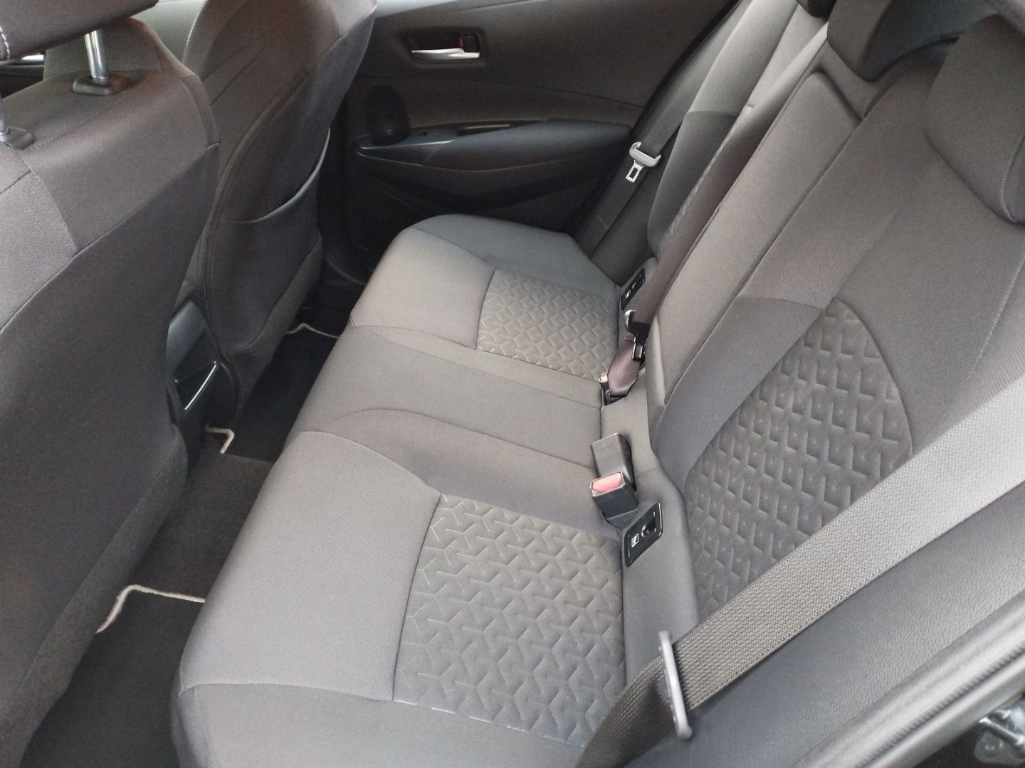 Toyota Corolla Hybrid Business Edition - Samsaru's Car Outlet
