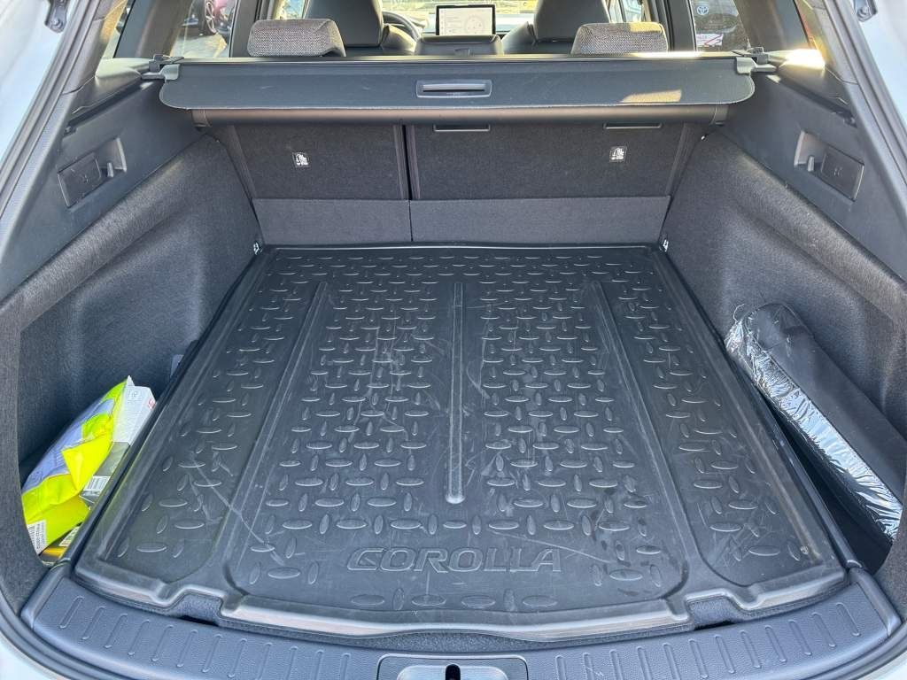 Toyota Corolla Touring Sports 2,0 Hybrid Teamplayer Nav