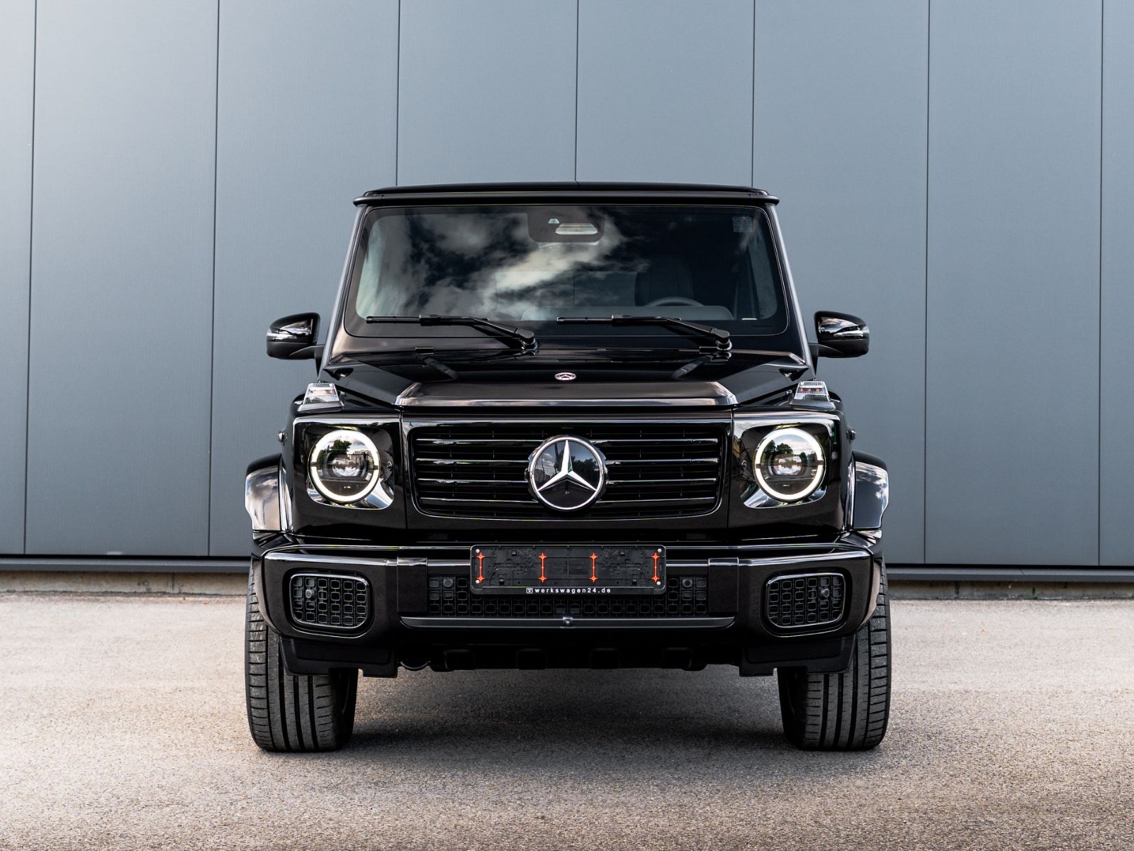 Mercedes-Benz G 450d AMG LINE - Samsaru's Car Outlet