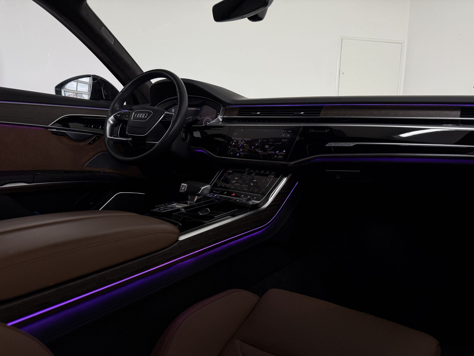 Audi A8 60 TDI L S-Line - Samsaru's Car Outlet