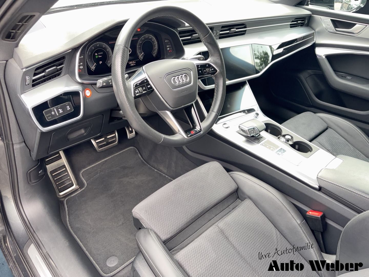 Audi A6 Avant 55TFSIe S-Line Matrix Navi AHK ASS-Pake