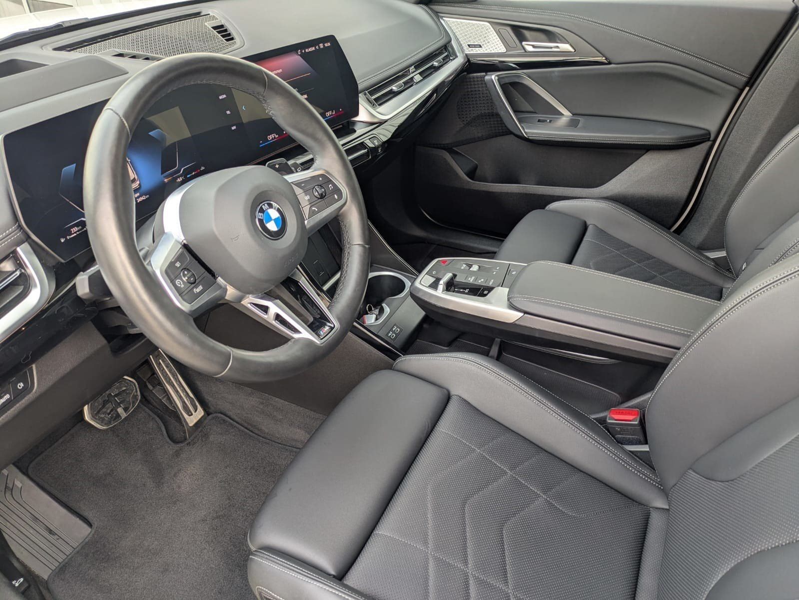 BMW X1 xDrive23i M Sport - Samsaru's Car Outlet