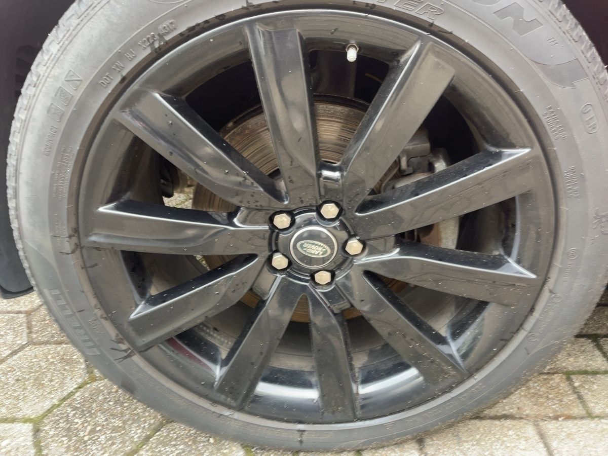 RANGE ROVER VELAR D275 SE R-Dynamic Black - Samsaru's Car Outlet