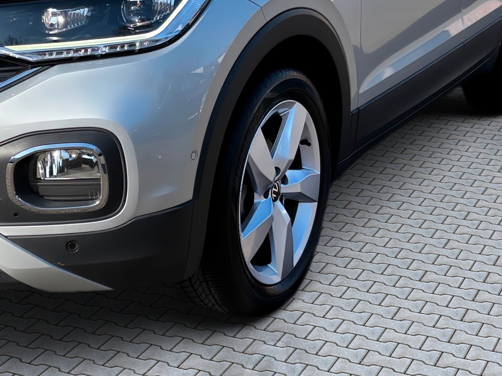 Volkswagen T-Cross Style - Samsaru's Car Outlet